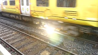 Merseyrail 507 009 making arcs at Birkdale station [upl. by Kaitlynn]